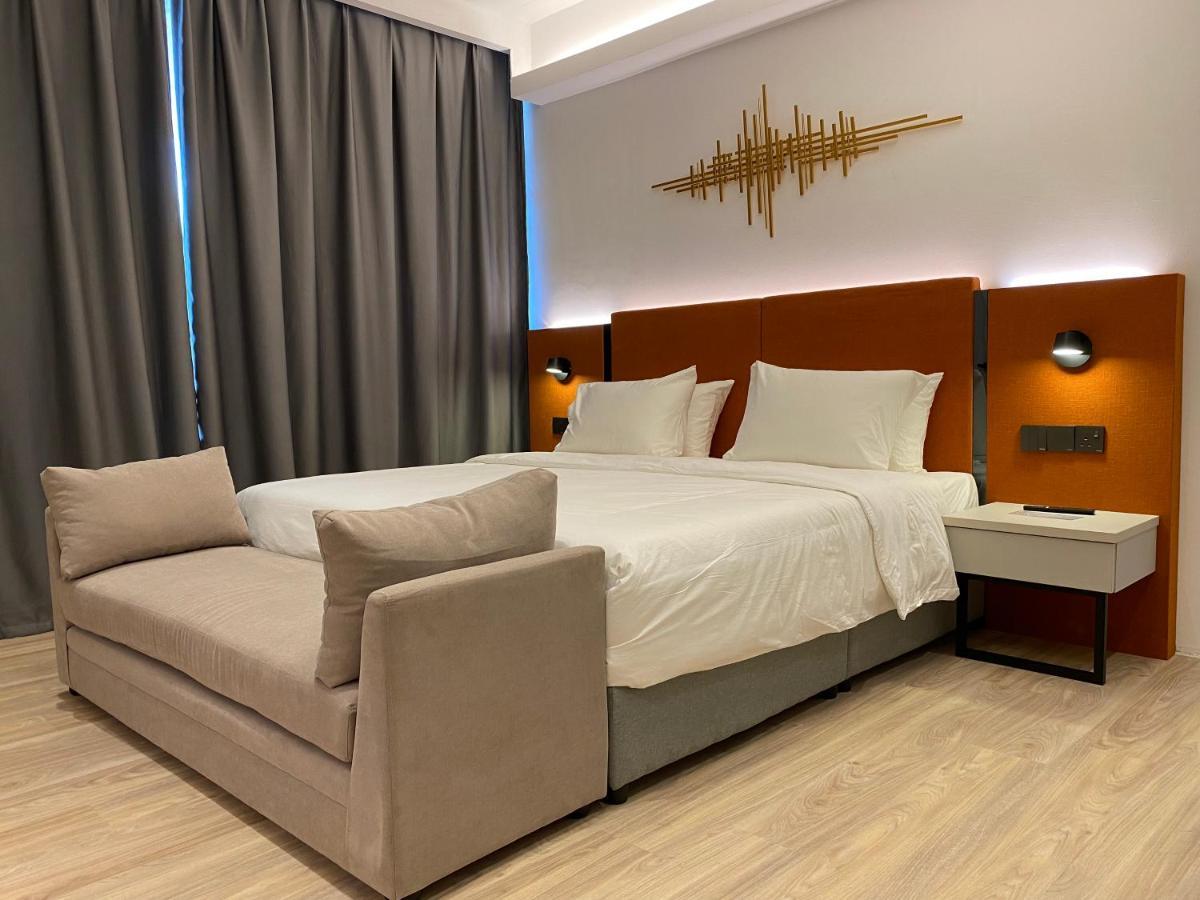 Otel Hotel Suite Sibu Exterior photo